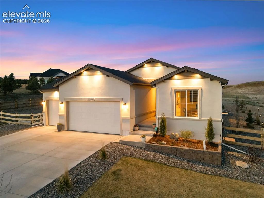 10327 Antelope Ravine Drive, Colorado Springs