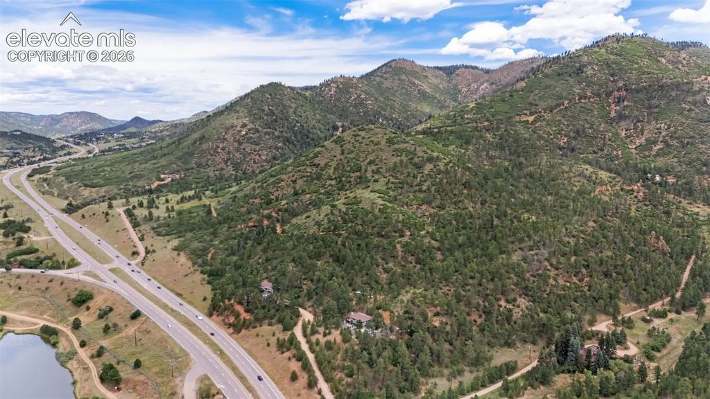 9150 W Highway 24, Cascade