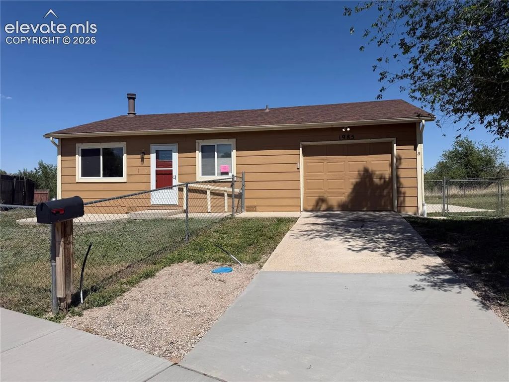1985 Tanager Way, Colorado Springs