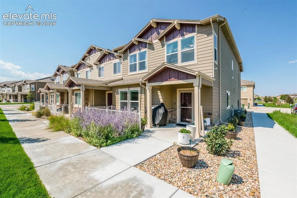 6035 White Wolf Point, Colorado Springs