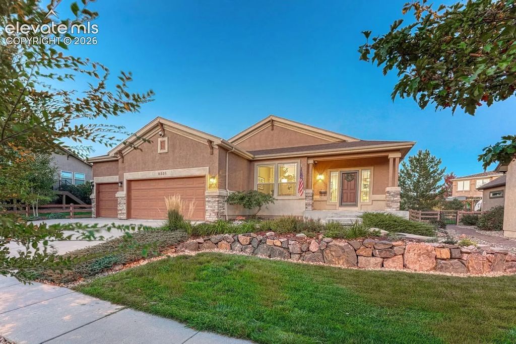 9321 Sky King Drive, Colorado Springs