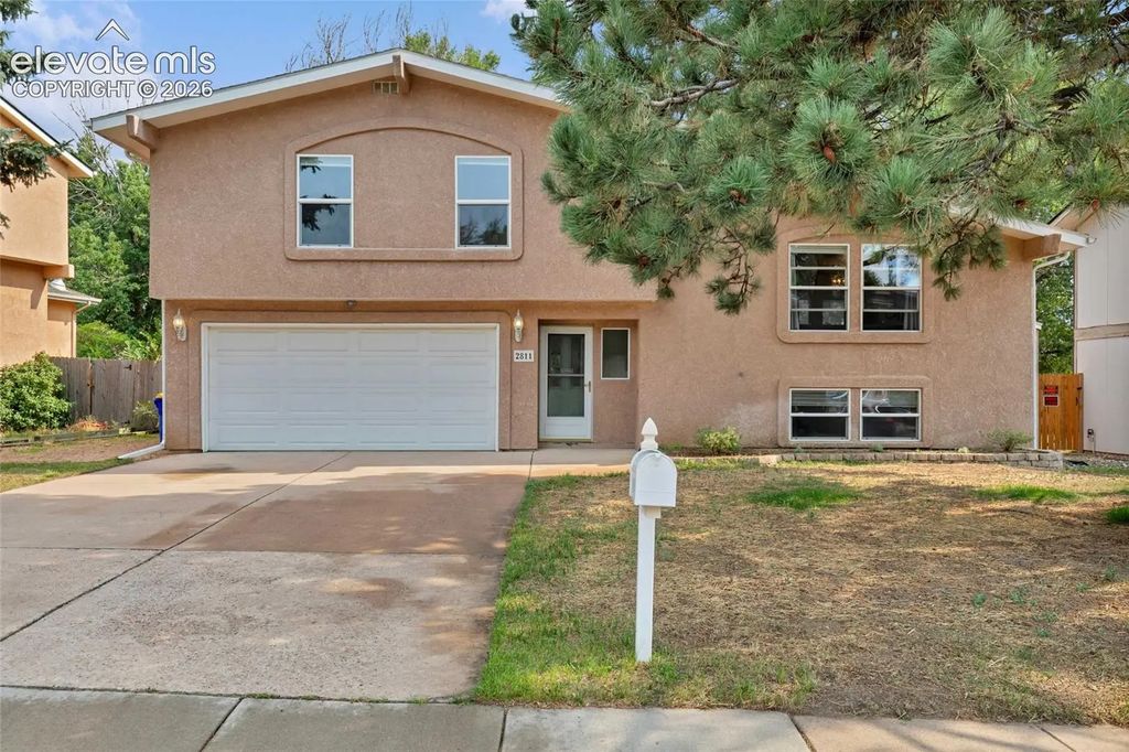 2811 Keystone Circle, Colorado Springs