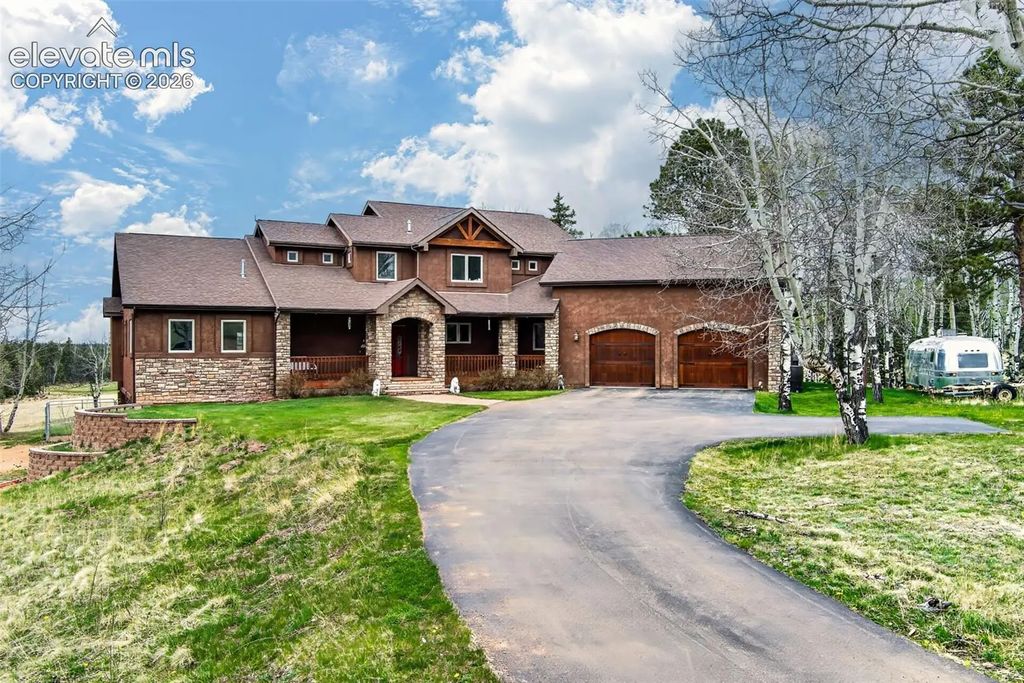 1471 County Road 51, Divide
