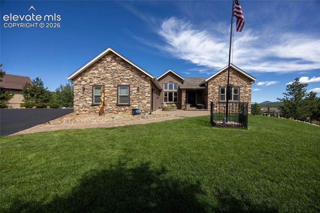 230 Eagle Pines Drive, Woodland Park