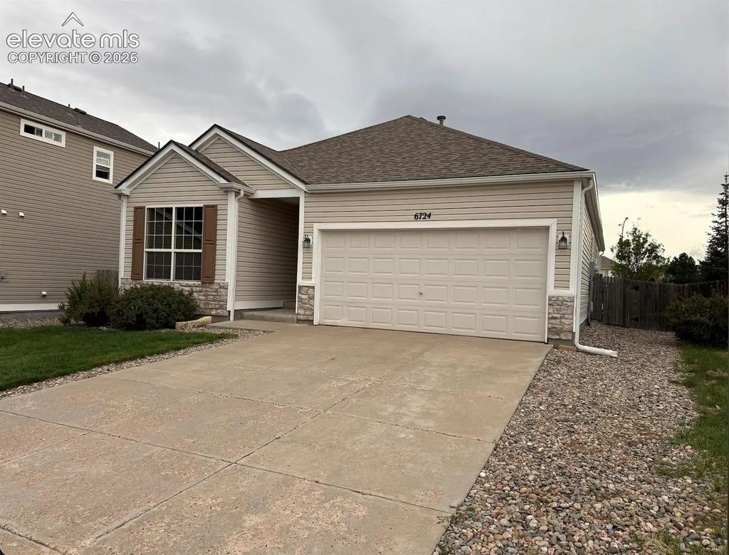 6724 Harvey Lane, Colorado Springs