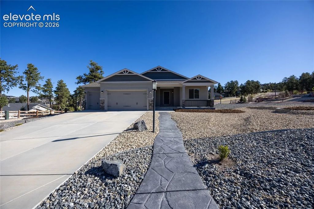928 Graywoods Terrace, Monument