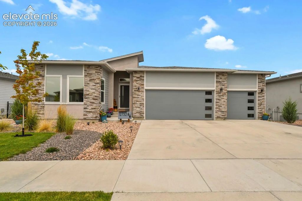 12732 Enclave Scenic Drive, Peyton