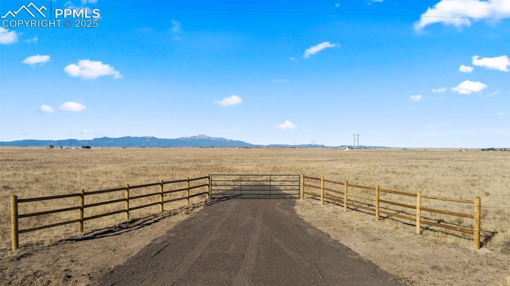 3780 Log Road, Calhan