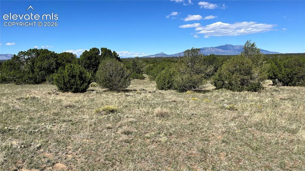Par 34 Huerfano Boulevard, Walsenburg