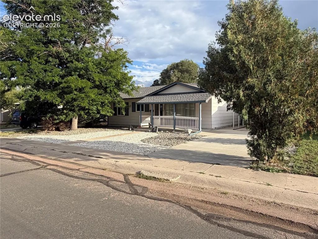 1221 Rockwood Avenue, Colorado Springs
