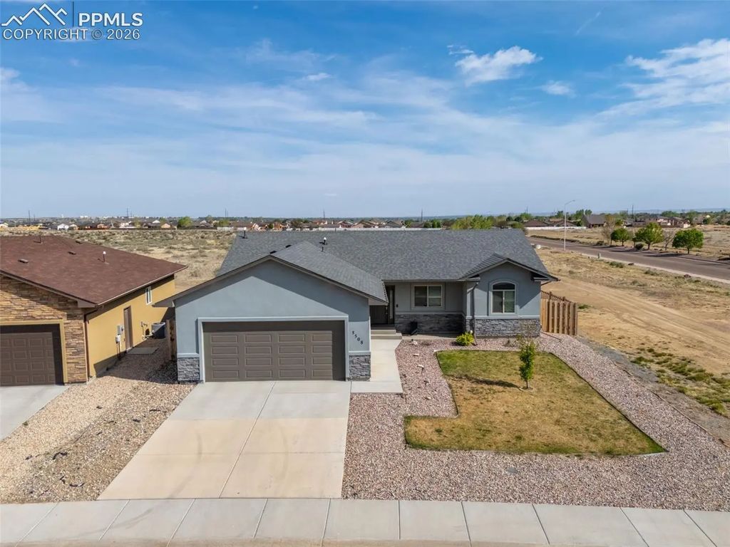 5508 Mark Twain Lane, Pueblo