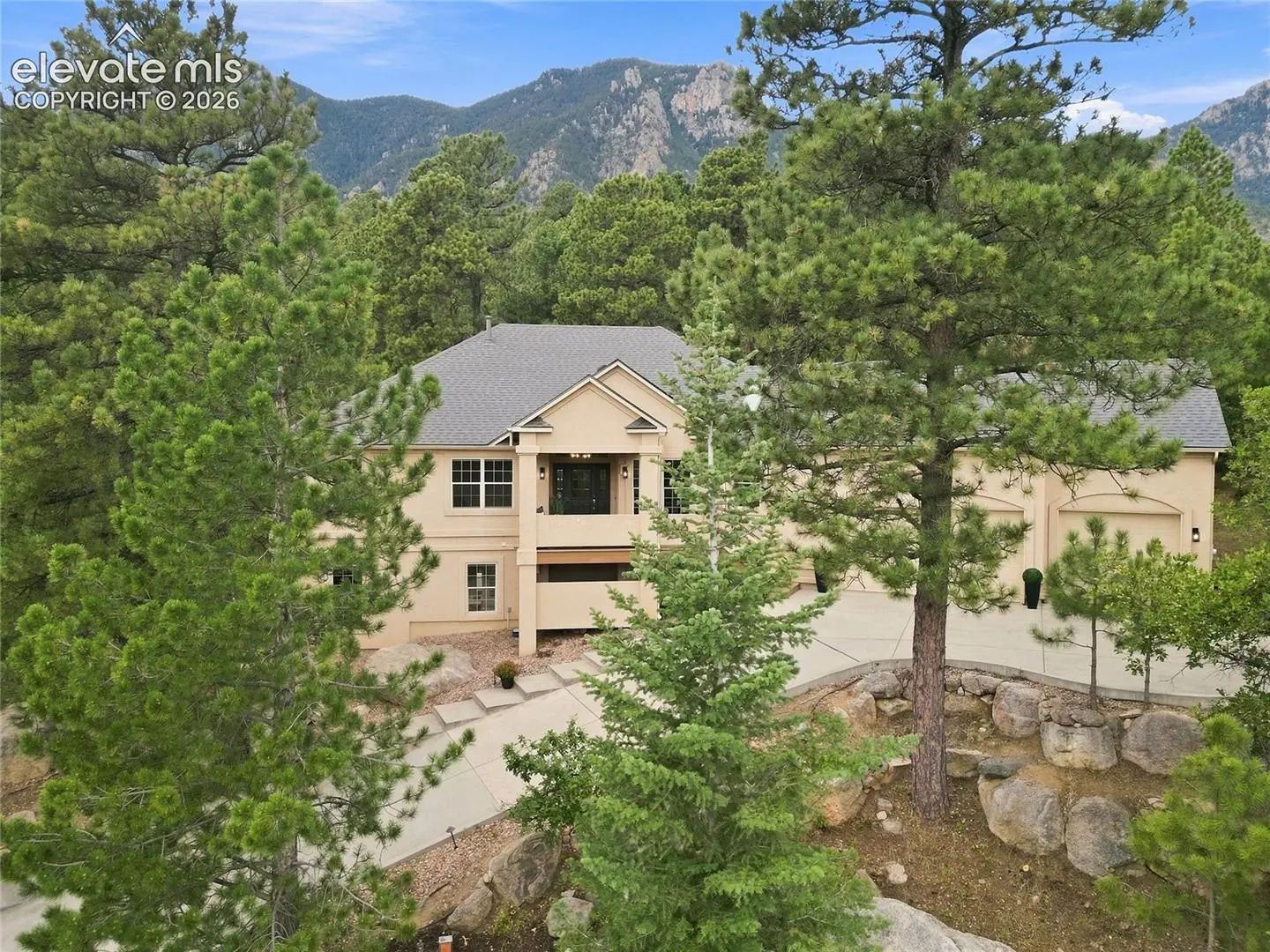 Homes for Sale in Colorado Springs, CO