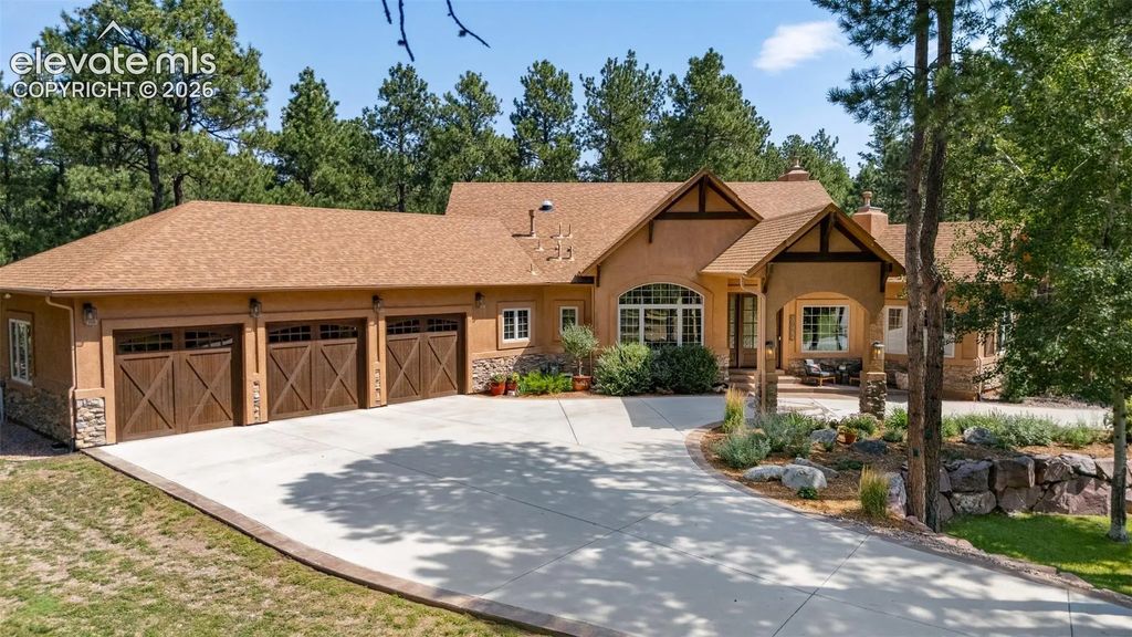 15984 Pole Pine Point, Colorado Springs