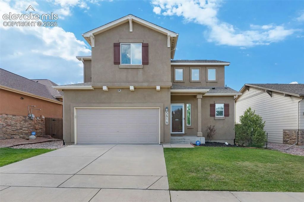 5818 Cumbre Vista Way, Colorado Springs
