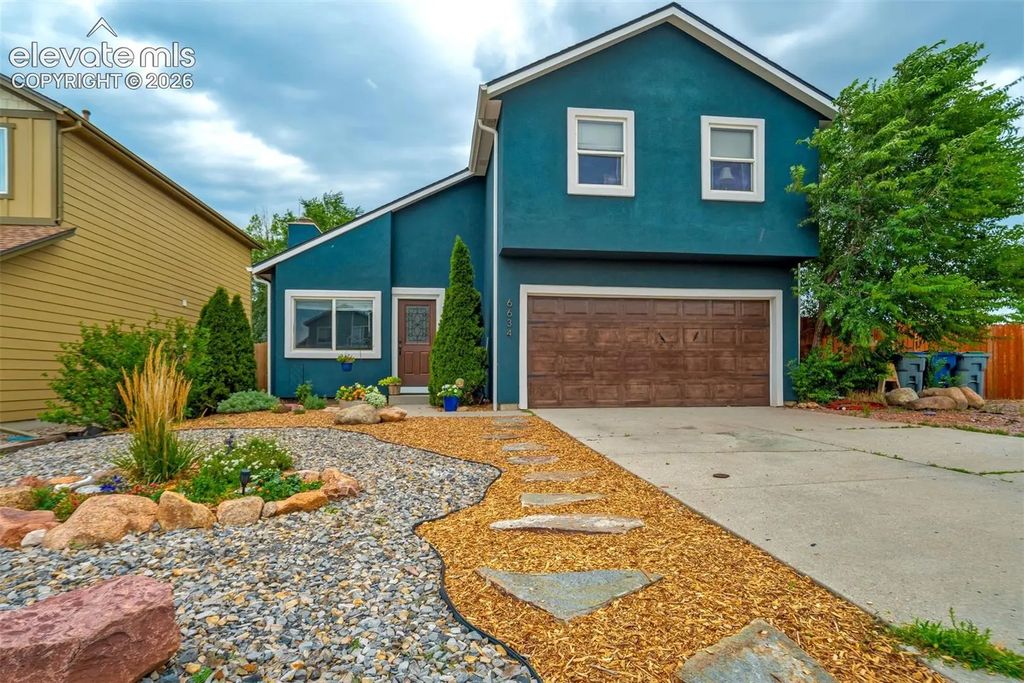6634 Chantilly Place, Colorado Springs