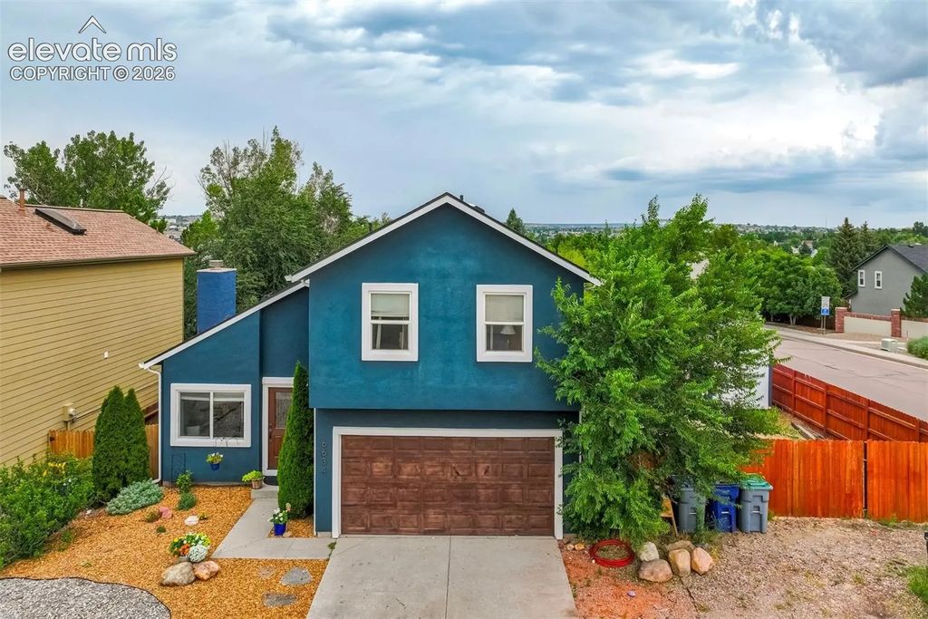 6634 Chantilly Place, Colorado Springs