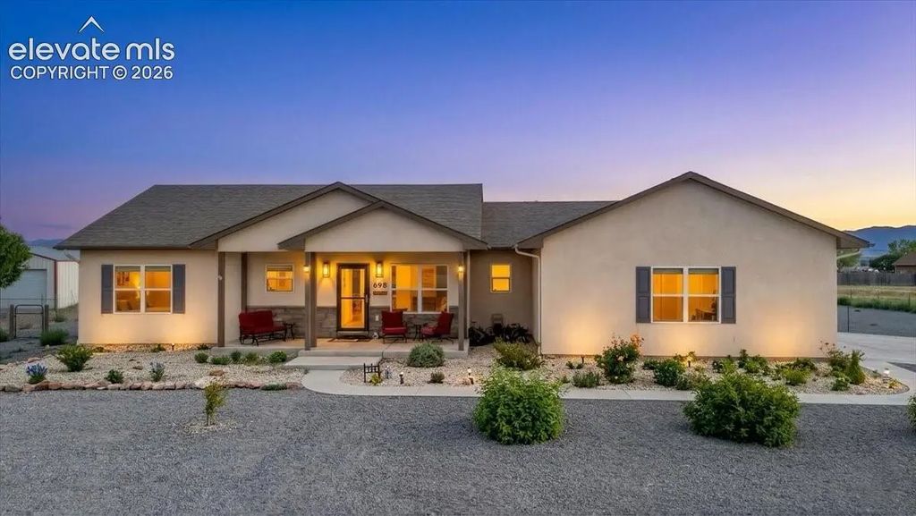 698 W Mcculloch Boulevard, Pueblo West
