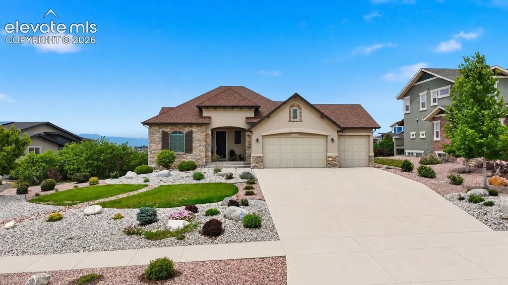 10042 Coyote Song Terrace, Colorado Springs