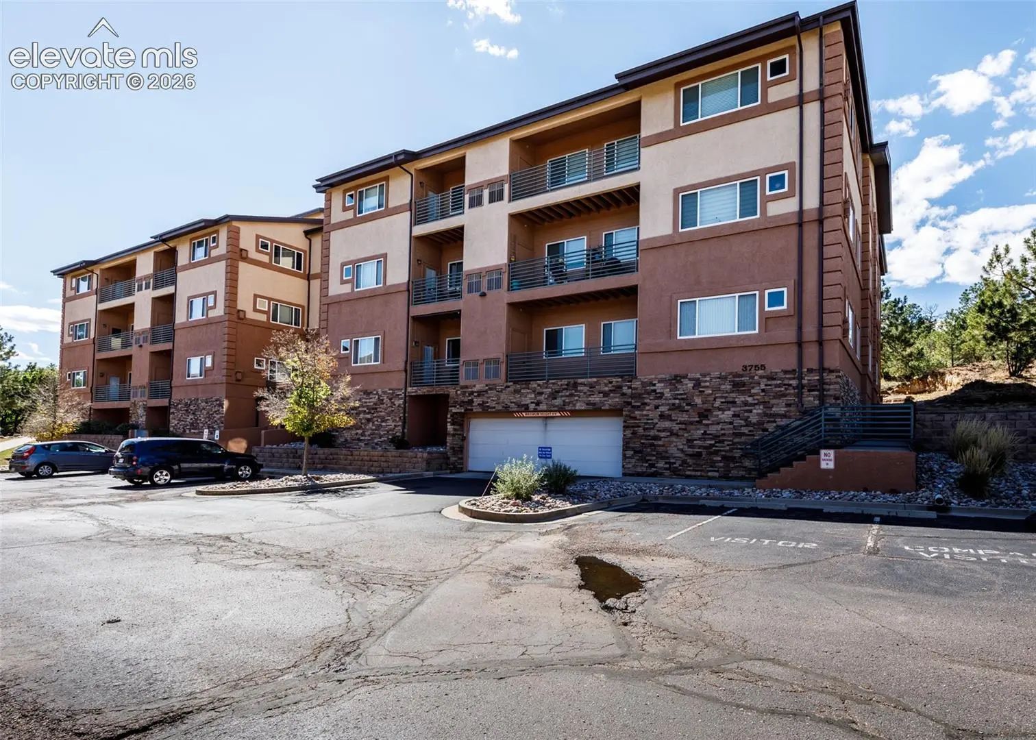 Homes for Sale in Colorado Springs, CO