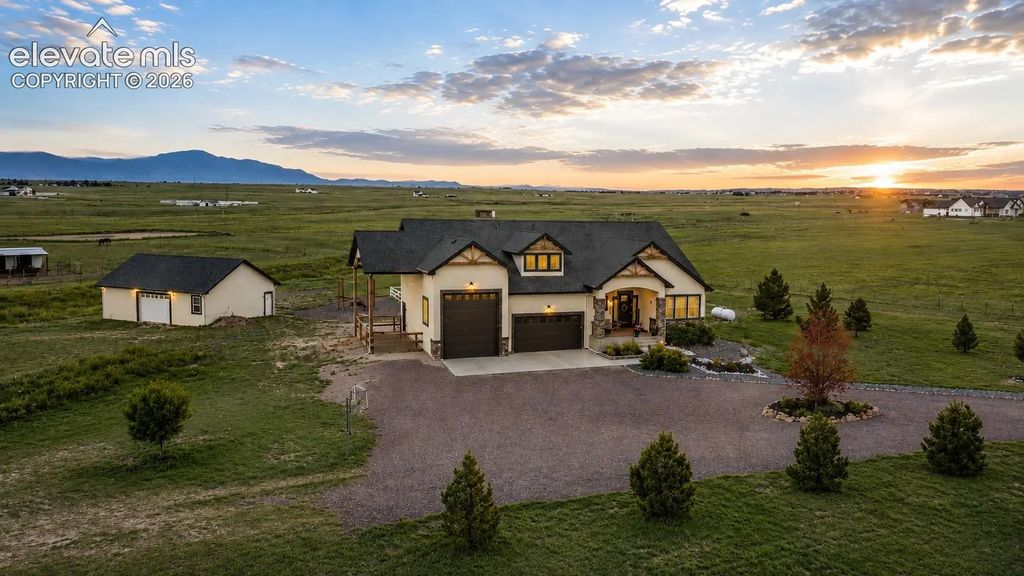 7506 Buckskin Ranch View, Peyton