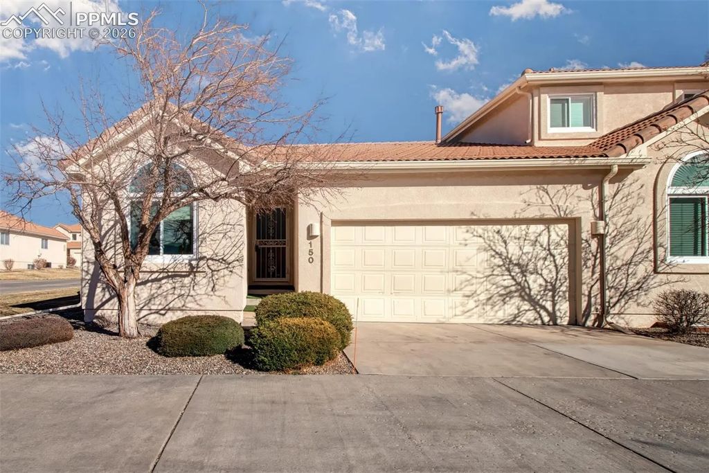 150 Luxury Lane, Colorado Springs
