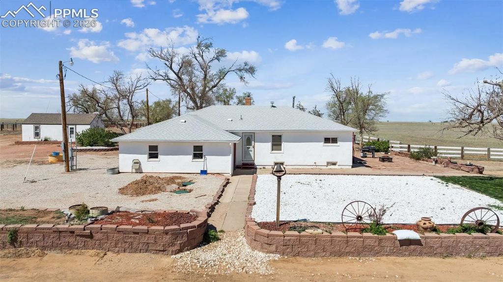 6771 Boone Road, Boone