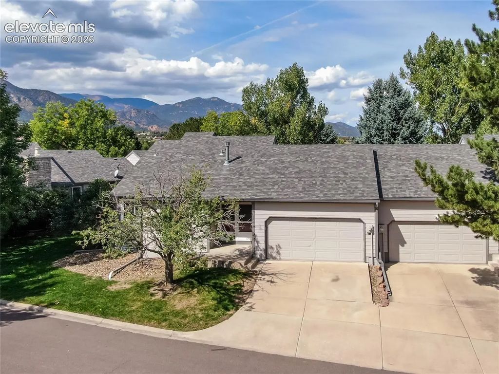 176 Cobblestone Drive, Colorado Springs