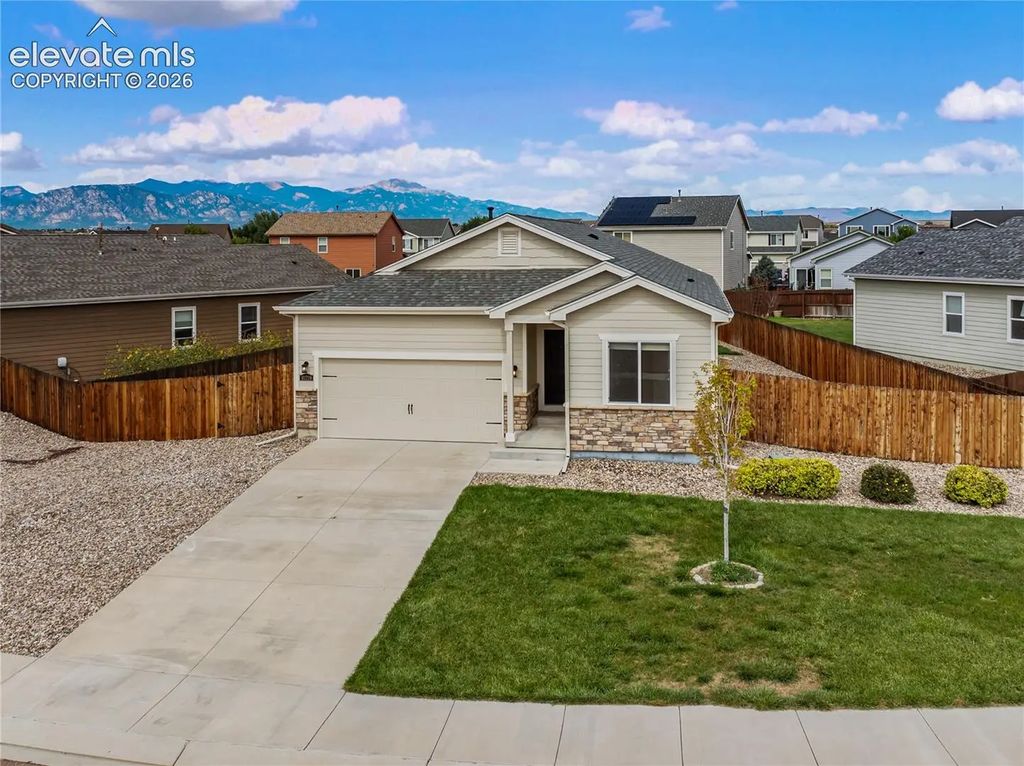 10219 Intrepid Way, Colorado Springs