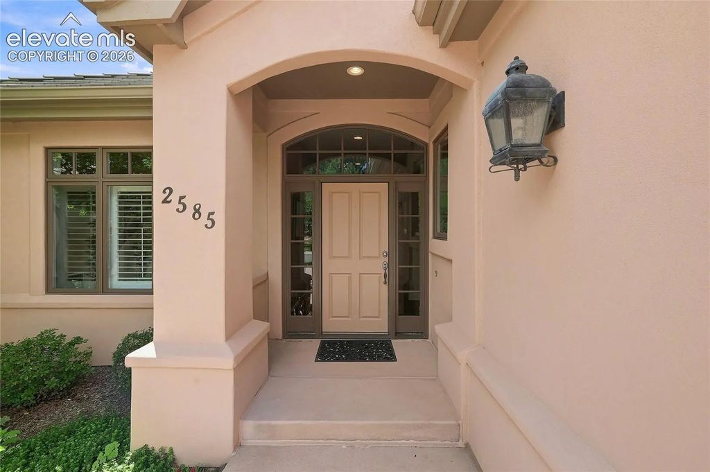 2585 Stagsleap Point, Colorado Springs