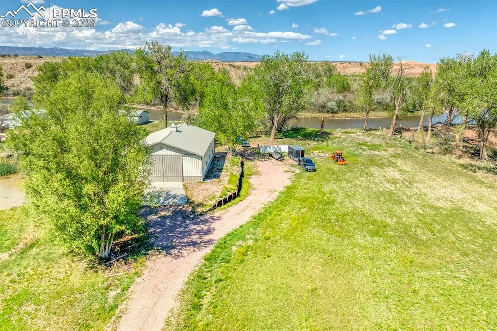 997 County Road 119, Florence