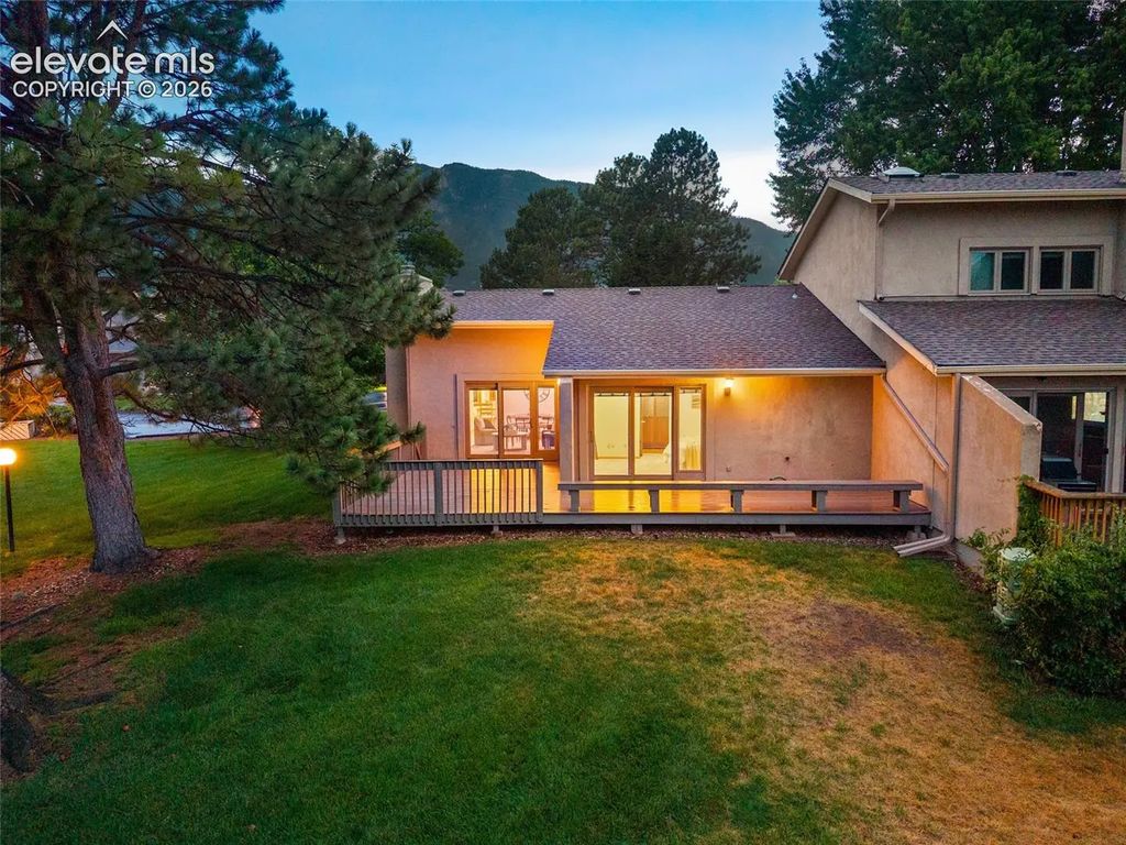 312 Blue Windsor Lane, Colorado Springs
