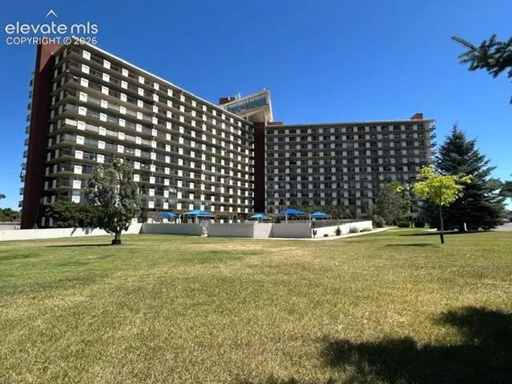 411 Lakewood Circle B-428, Colorado Springs