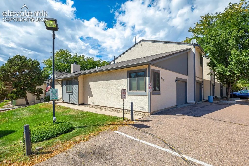 4875 Bluestem Drive, Colorado Springs