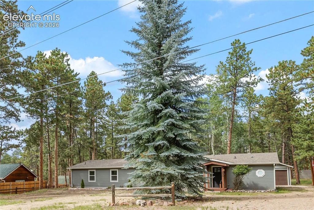 450 County Road, Woodland Park