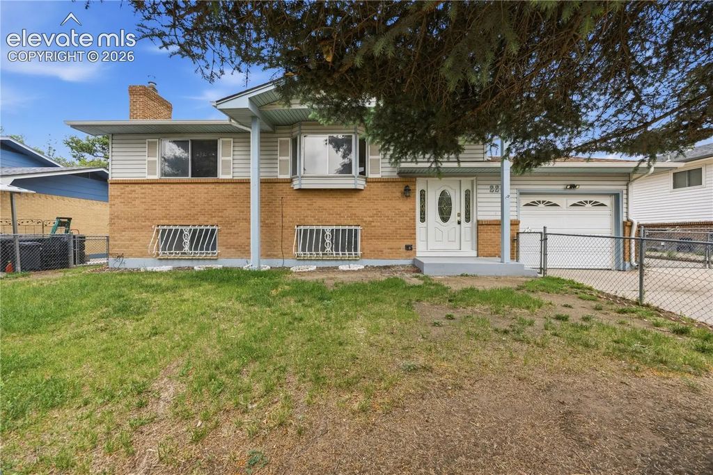 228 Fairfax Street, Colorado Springs