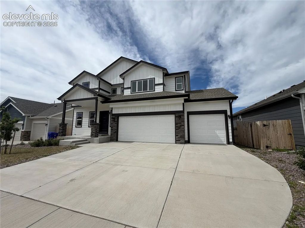 6866 Volga Drive, Colorado Springs