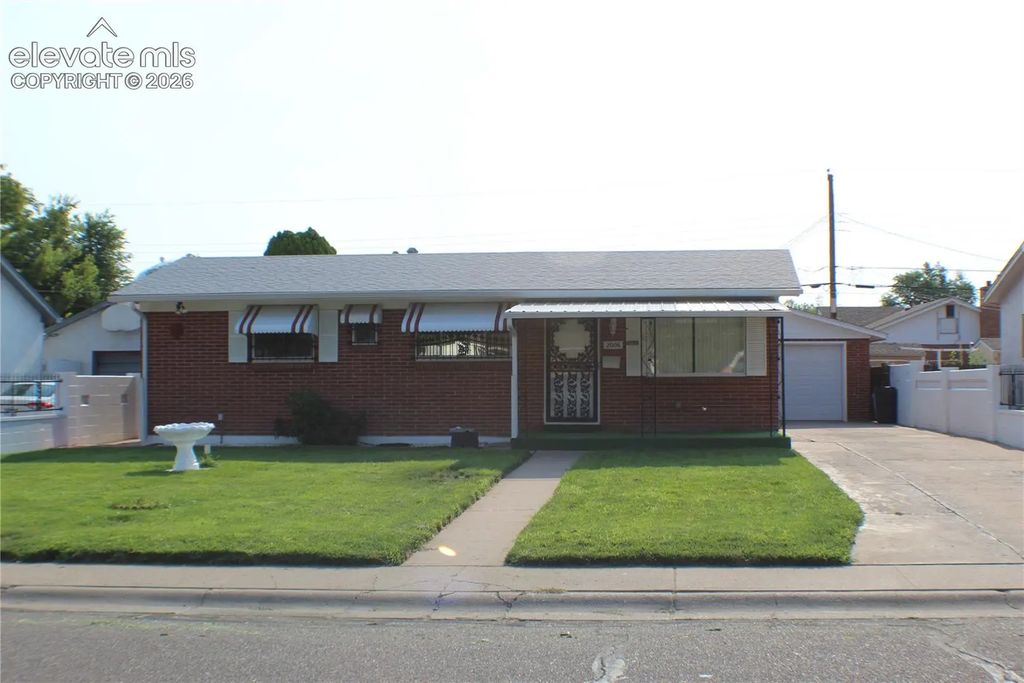 2006 Sherwood Lane, Pueblo