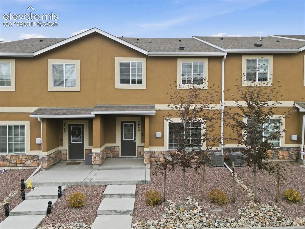 7642 Jack Pine Grove, Colorado Springs