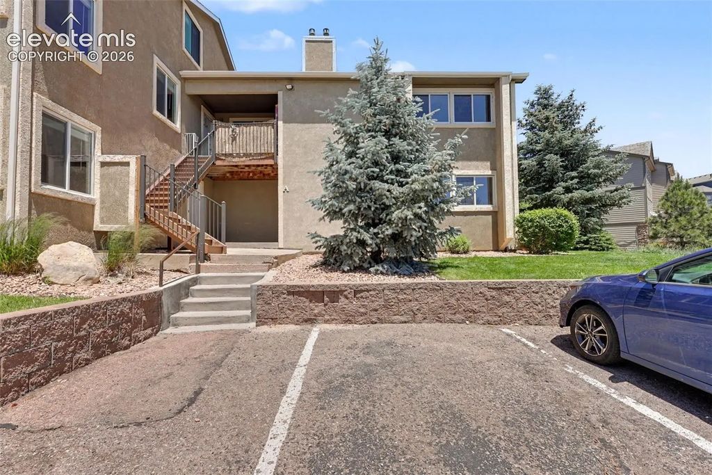 1010 Magic Lamp Way A, Monument