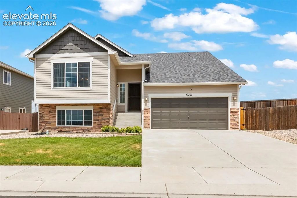5916 Dancing Sun Way, Colorado Springs