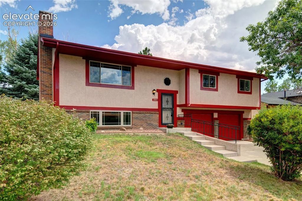 2045 Seven Arrow Drive, Colorado Springs
