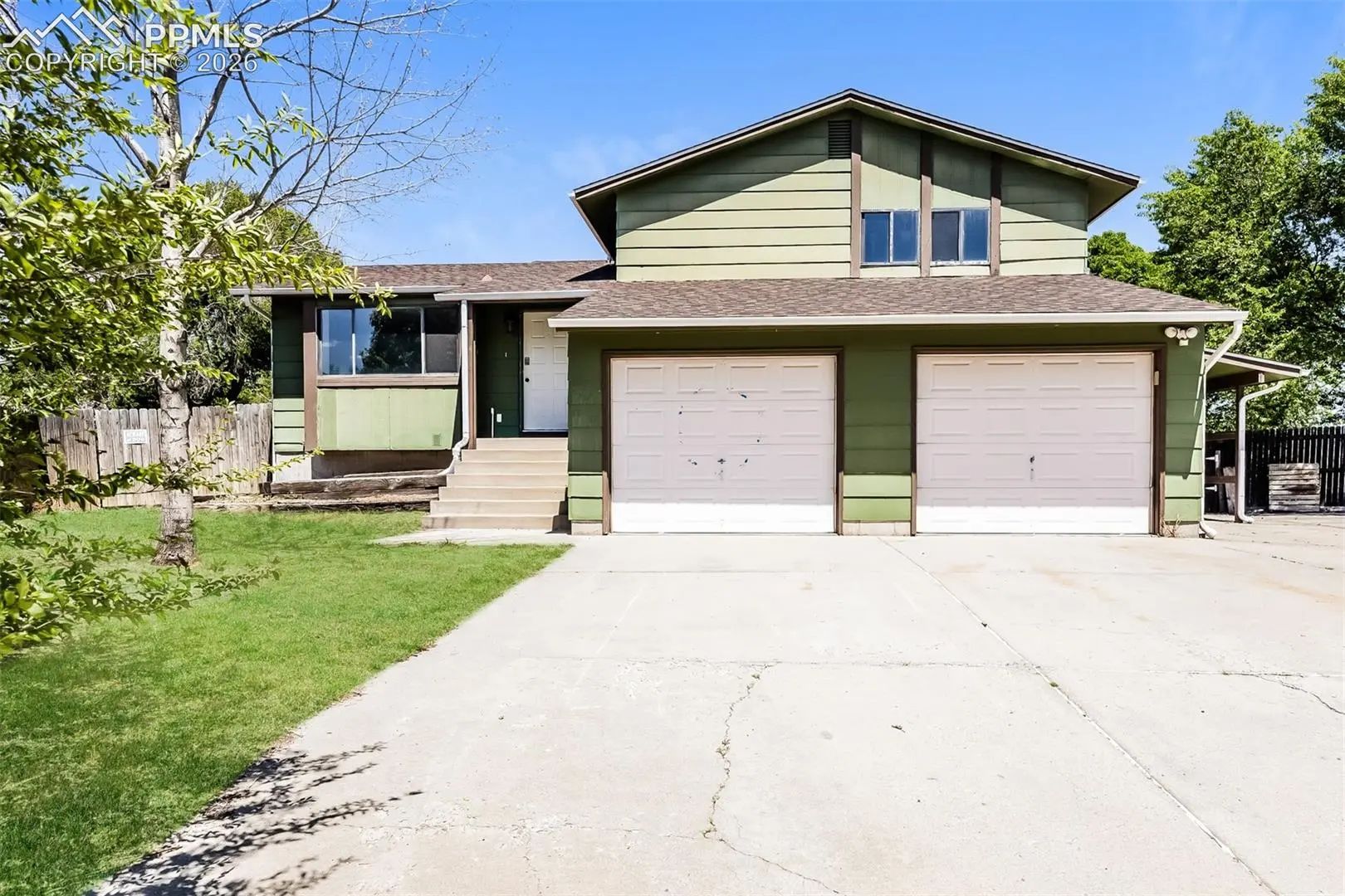 2651996, Residential, 4213 Arvol Circle, Colorado Springs, CO, Clear View Estates, 80911