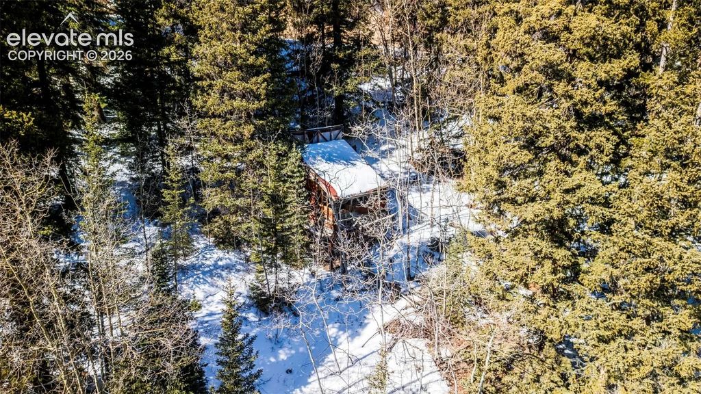 944 Roberts Road, Alma