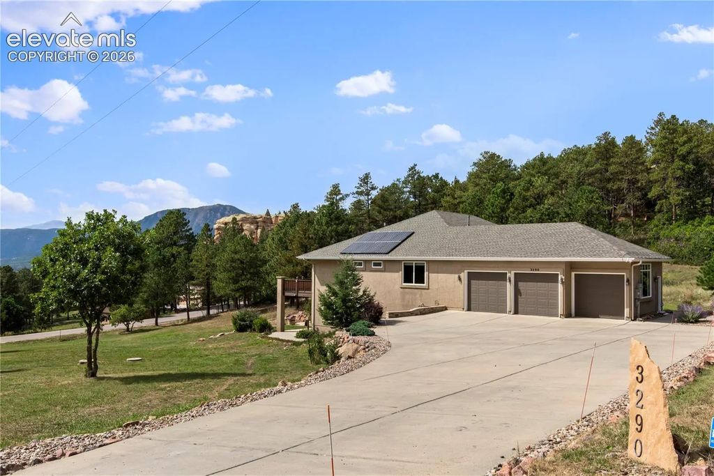 3290 Hamal Circle, Monument