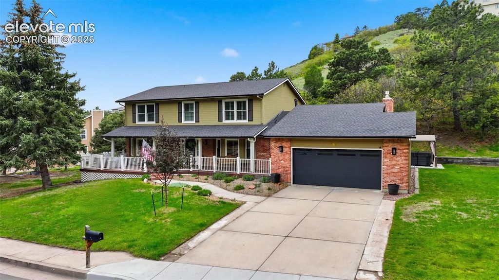 6914 Oak Valley Drive, Colorado Springs