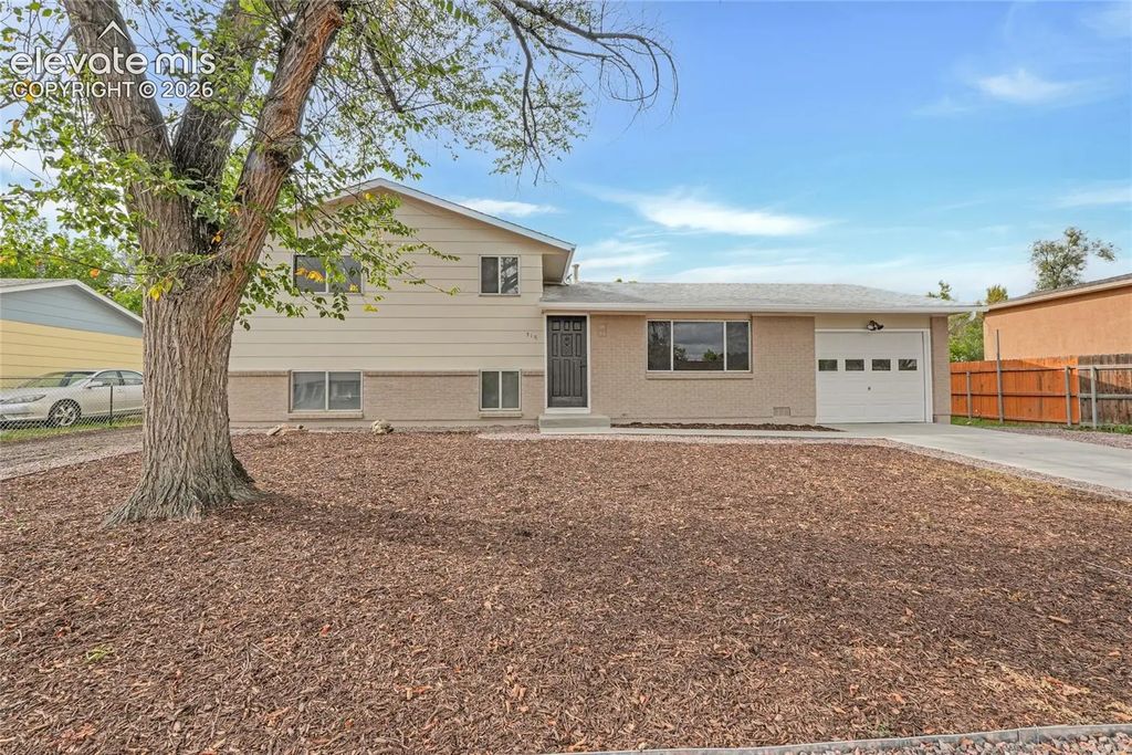 316 Cranbrook Circle, Colorado Springs