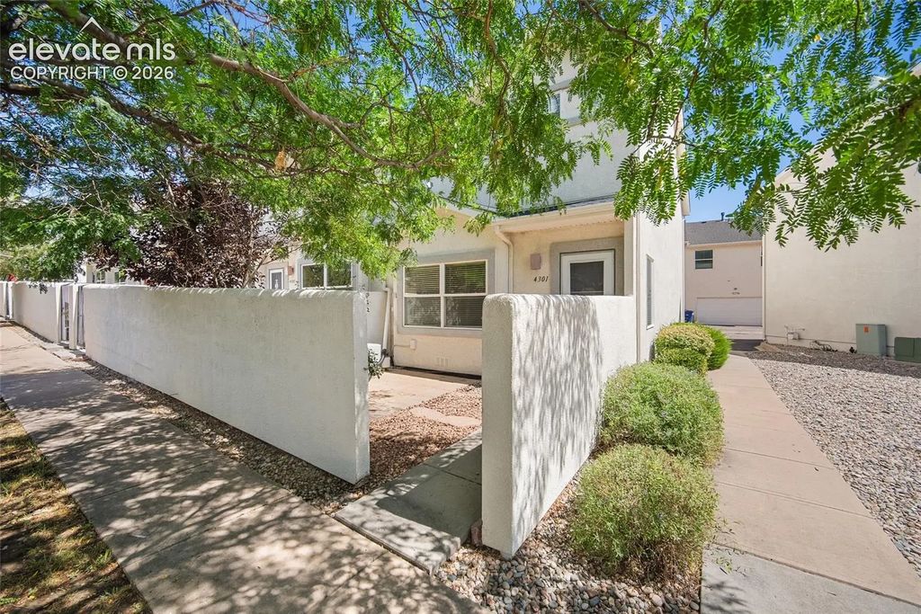 4301 Prestige Point, Colorado Springs