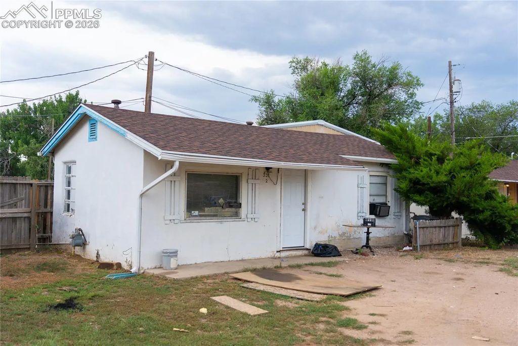 325 S Santa Fe Avenue 1-3, Fountain