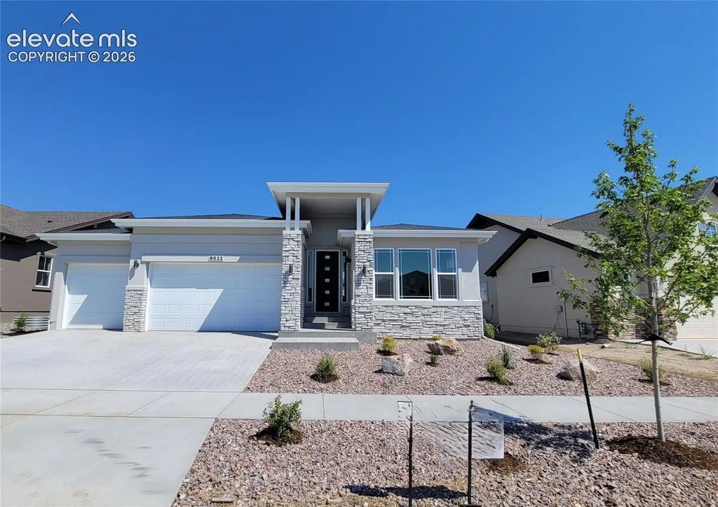 6532 Miro Lane, Colorado Springs