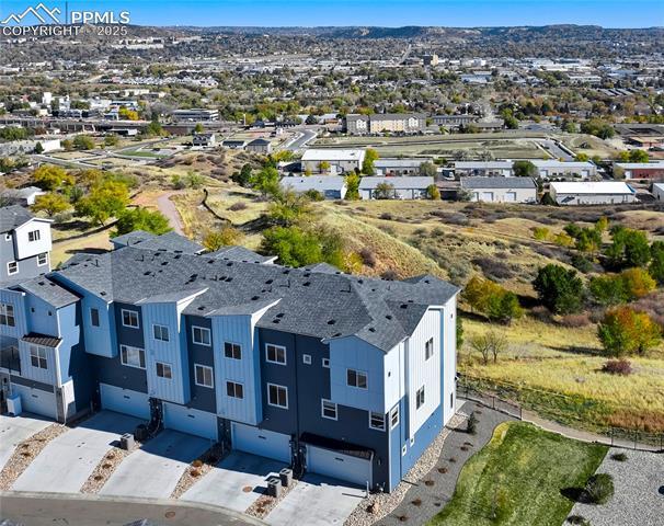 Homes for Sale in Colorado Springs, CO